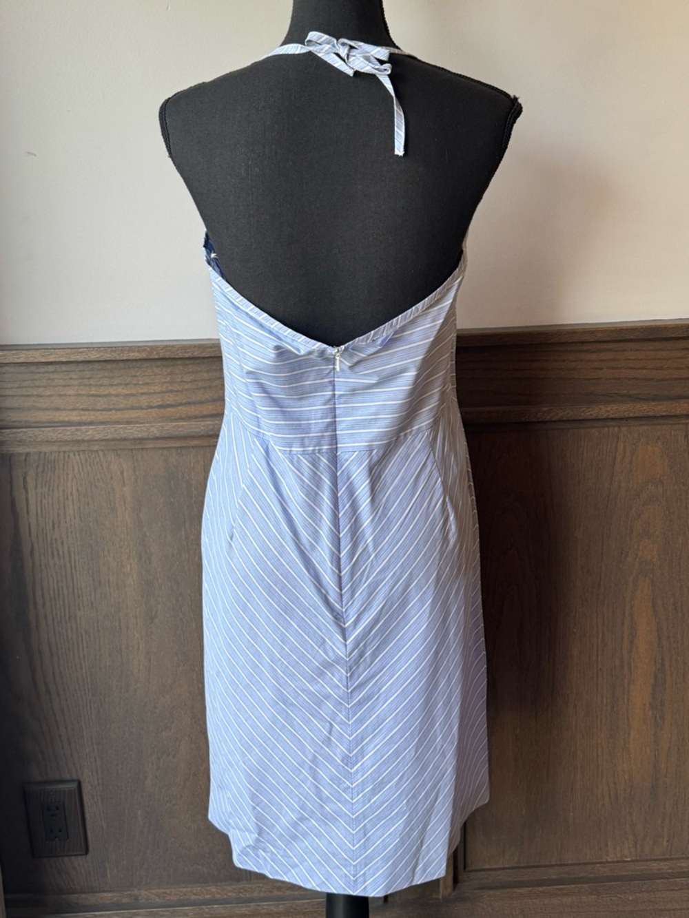 Tommy Hilfiger Light Blue & White Striped v neck cotton halter dress 12 EUC - Picture 4 of 10